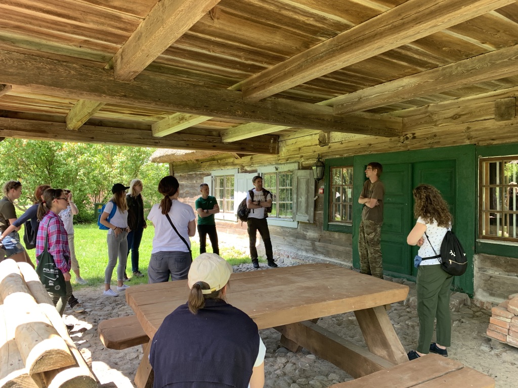 UNADJUSTEDNONRAW_thumb_fe9d